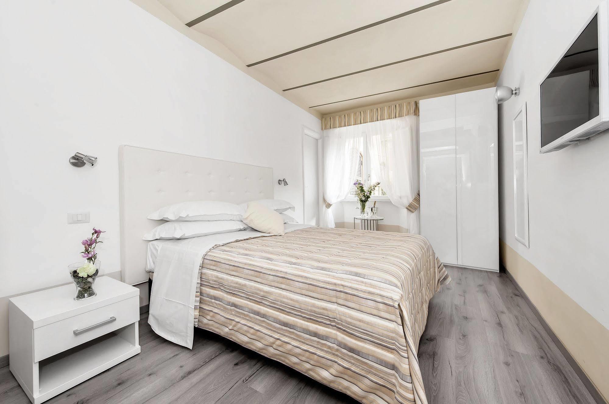 White Rooms Colosseo Rom Eksteriør billede